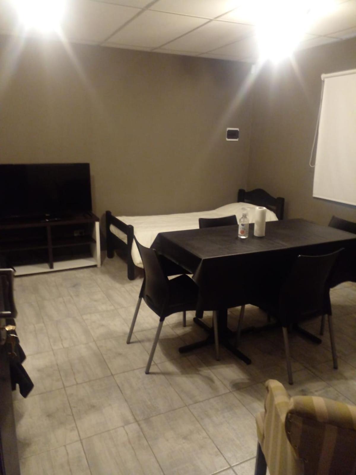 Apart Trelew 1 Екстер'єр фото
